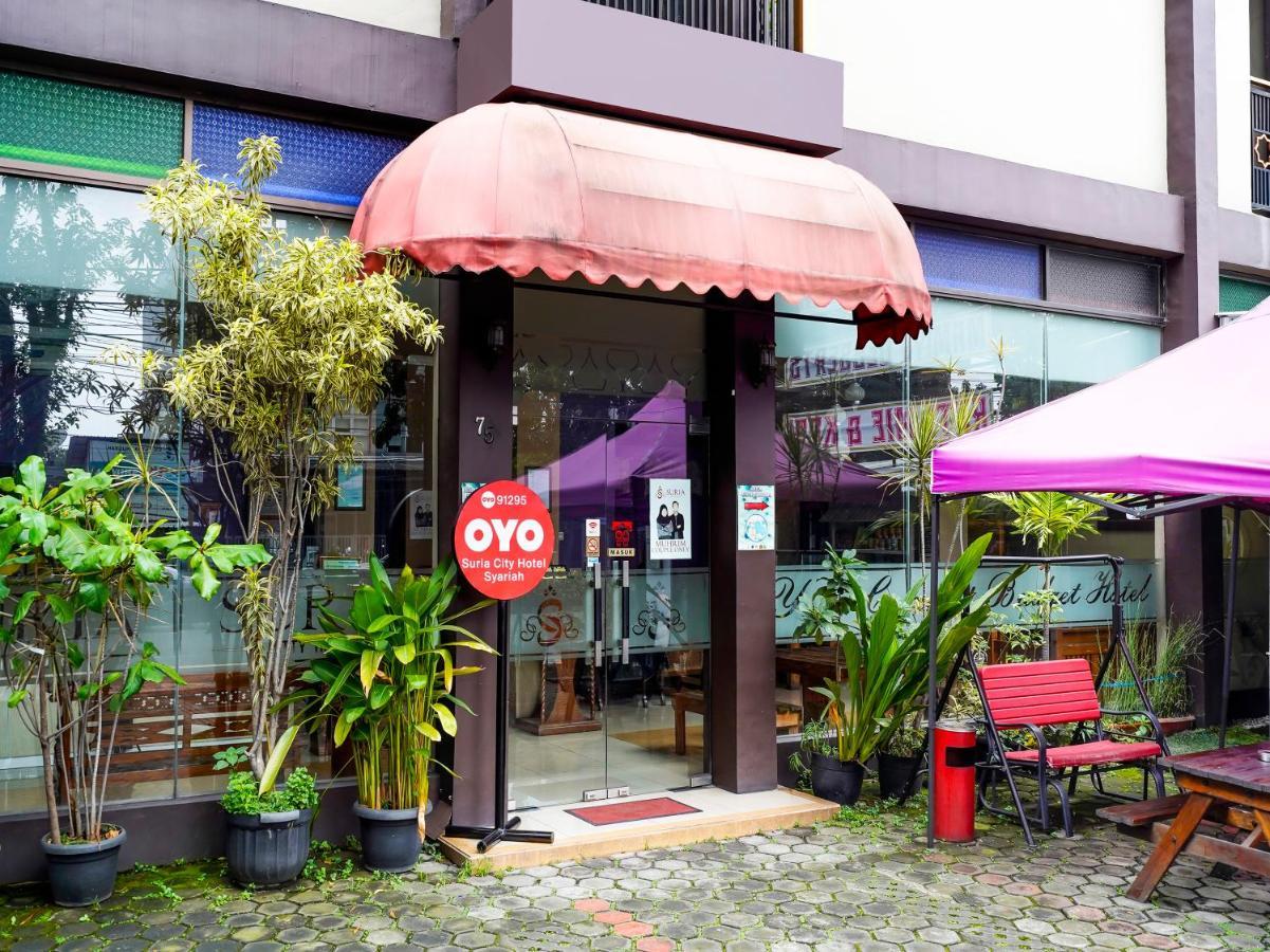 Hotel Oyo Flagship 91295 Suria Syariah 3*