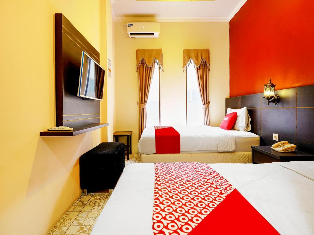 Oyo Flagship 91295 Suria Syariah Hotel Bandung